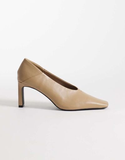 Public Desire Public Desire Jayla chisel toe pumps in stone-Neutral