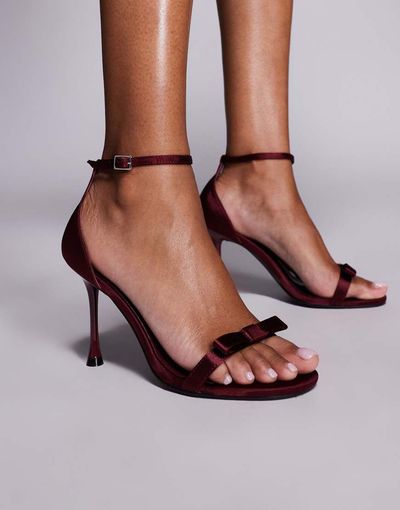Public Desire Public Desire Novie heeled sandals with bows in burgundy-Red