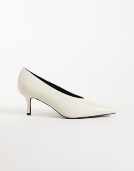 Public Desire Public Desire Solaire heeled pumps in off-white