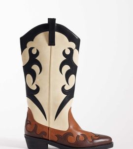 Public Desire Wide Fit Public Desire Wide Fit Celia western boots in brown and cream