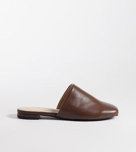 Public Desire Wide Fit Public Desire Wide Fit Emmi flat mules in brown