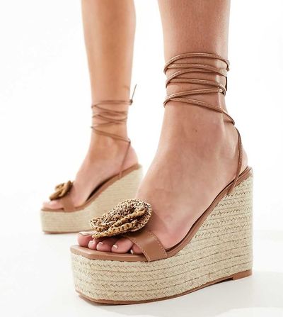 Public Desire Wide Fit Public Desire Wide Fit Mariella heeled espadrille with crochet rosette in natural-Neutral
