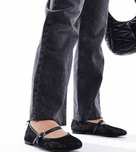 Public Desire Wide Fit Public Desire Wide Fit Pirouette lace mary jane ballet flats in black