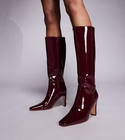 Public Desire Wide Fit Public Desire Wide Fit Pose square toe heeled knee boots in burgundy-Red