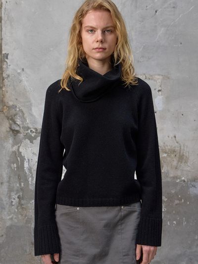 PUBLICKA X SILAS TOP, BLACK