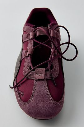 Puma Puma Speedcat Go Sneakers in Rich Cocoa/Chocolate Fond, Women's at Urban Outfitters