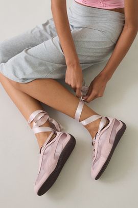 Puma Puma Women's Speedcat Go Etoile Sneakers in Misty Pink/Chocolate Fond, Women's at Urban Outfitters