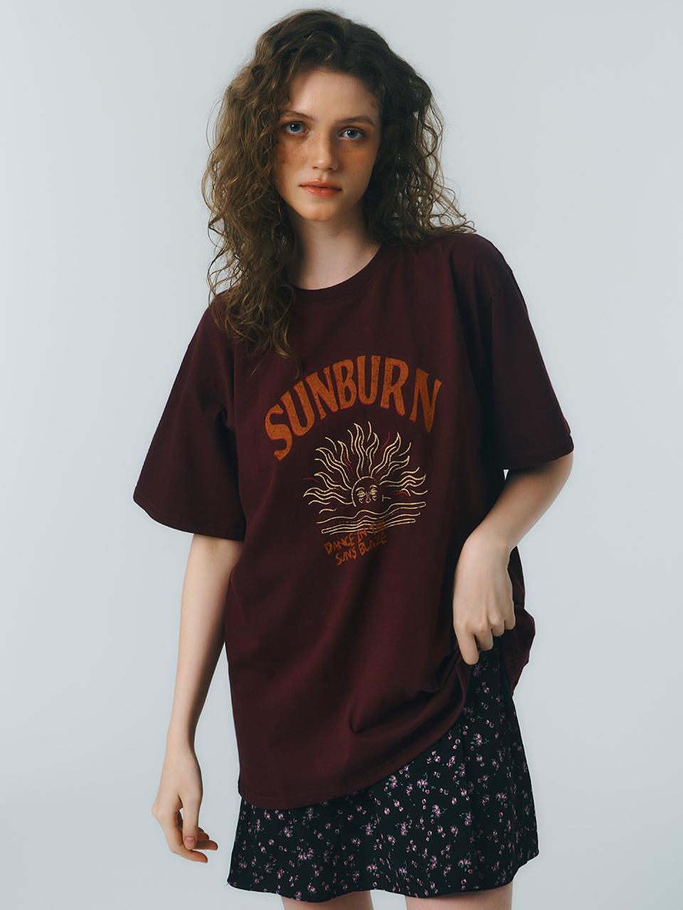 QUAFE SUNBURN VINTAGE T-SHIRT_Dark Red
