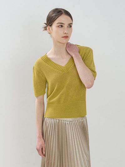 QUEEN STYLE Dewy Flow V-neck Knit Sweater [Yellow Green]