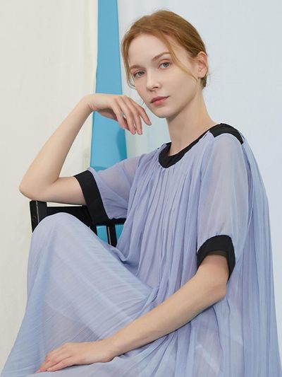 QUEEN STYLE Pleated Belted Maxi Dress [SKY BLUE]