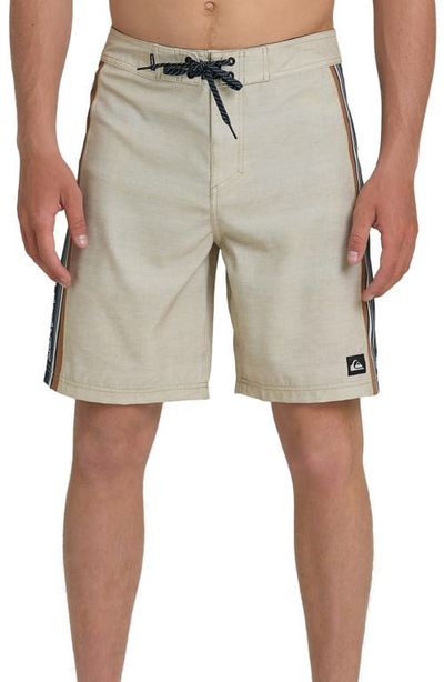 Quiksilver Quiksilver Fade Lines 19" Board Shorts