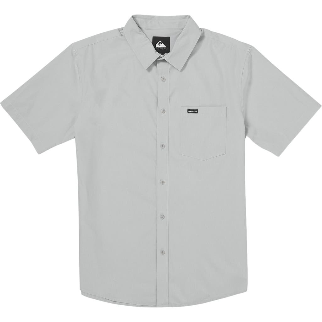 Quiksilver Quiksilver Ridgeport Regular Fit Short Sleeve Performance Button-Up Shirt