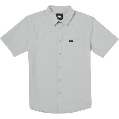 Quiksilver Quiksilver Ridgeport Regular Fit Short Sleeve Performance Button-Up Shirt