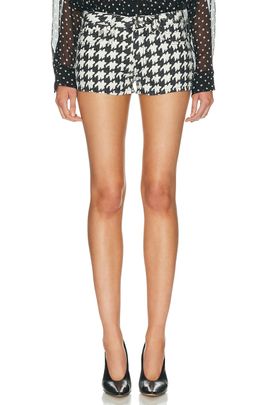 R13 R13 Effie Short