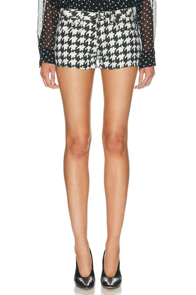 R13 R13 Effie Short