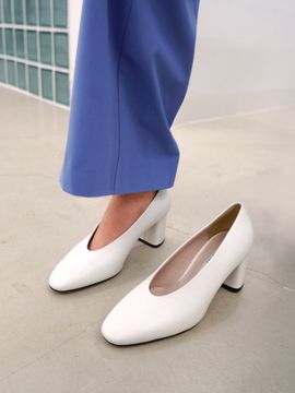 RACHEL COX Nolan Pumps