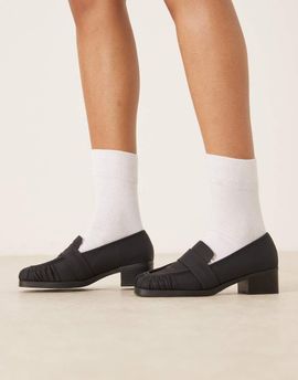 Raid RAID Aarvi square toe loafers in black