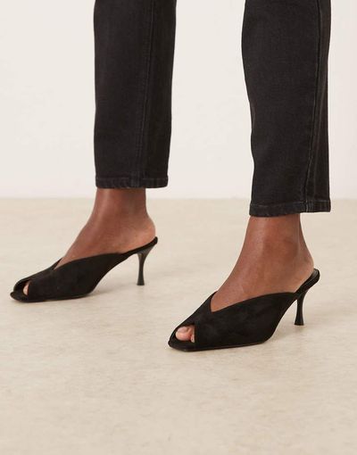Raid RAID Sonika kitten heel mules in black faux suedette