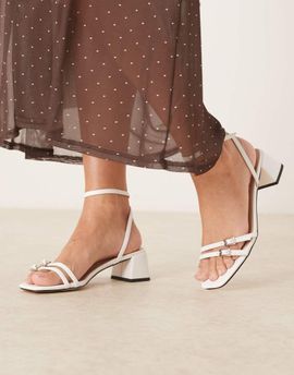 Raid RAID Zinia low block heeled sandals with buckle details in white
