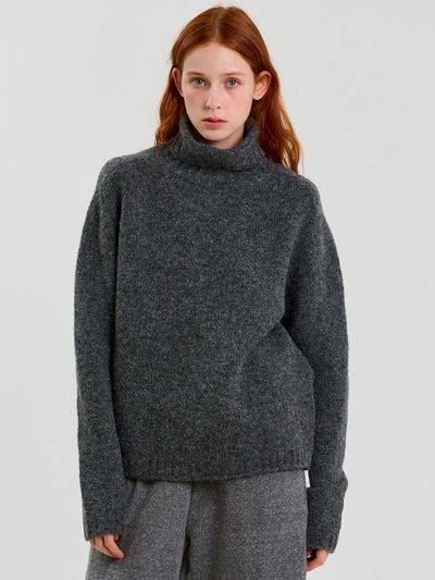 RAVEROUS Basic Turtle Neck Sweater Charcoal