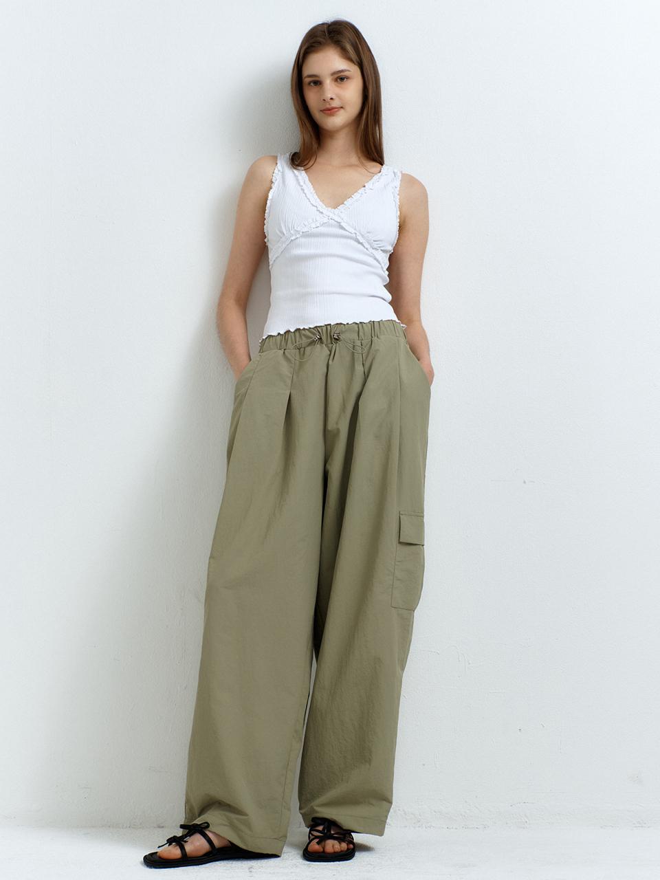 RAVEROUS Over-sized Nylon Cargo Pants [Khaki]