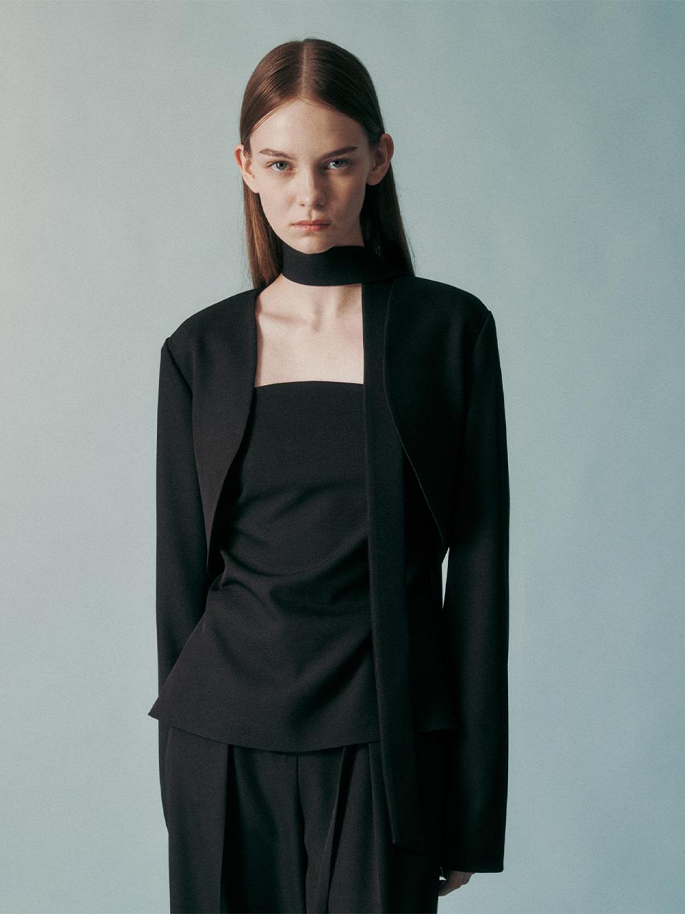 RE RHEE BOLERO CROPPED JACKET BLACK