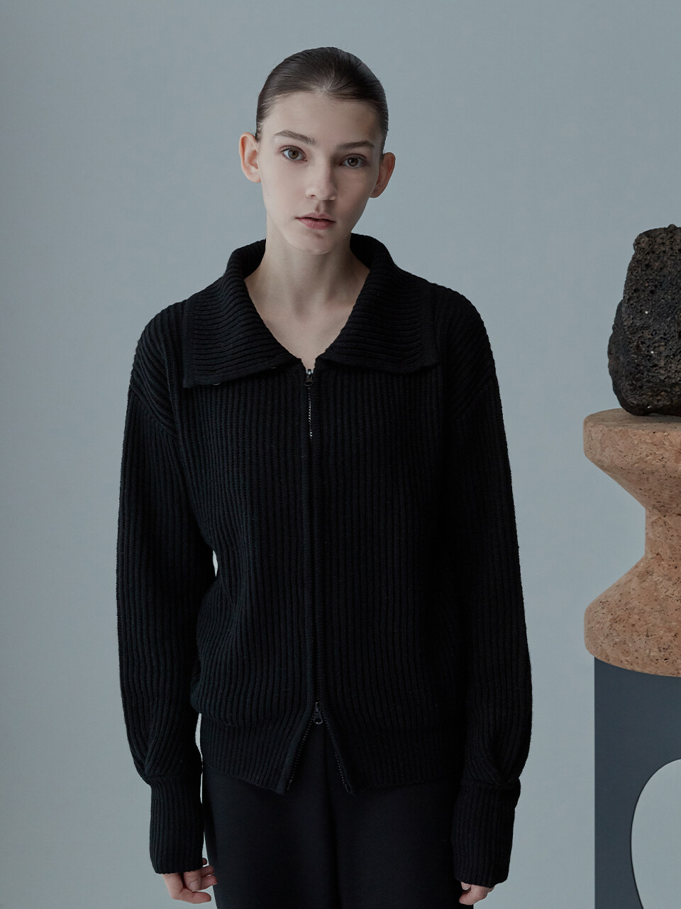 RE RHEE Cashmere Blend Zipped Cardigan (Black)