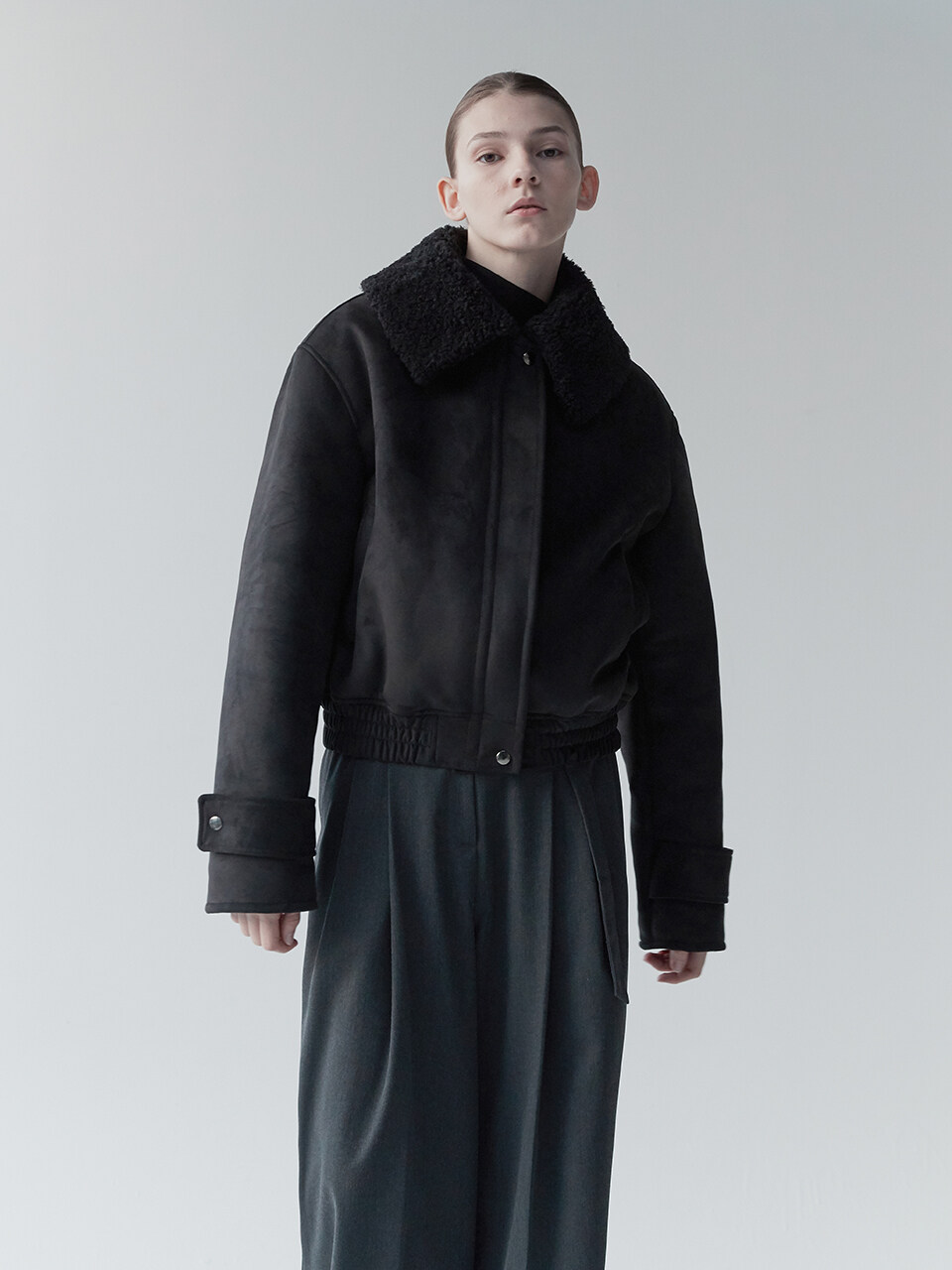 RE RHEE Cropped Shearling Jacket