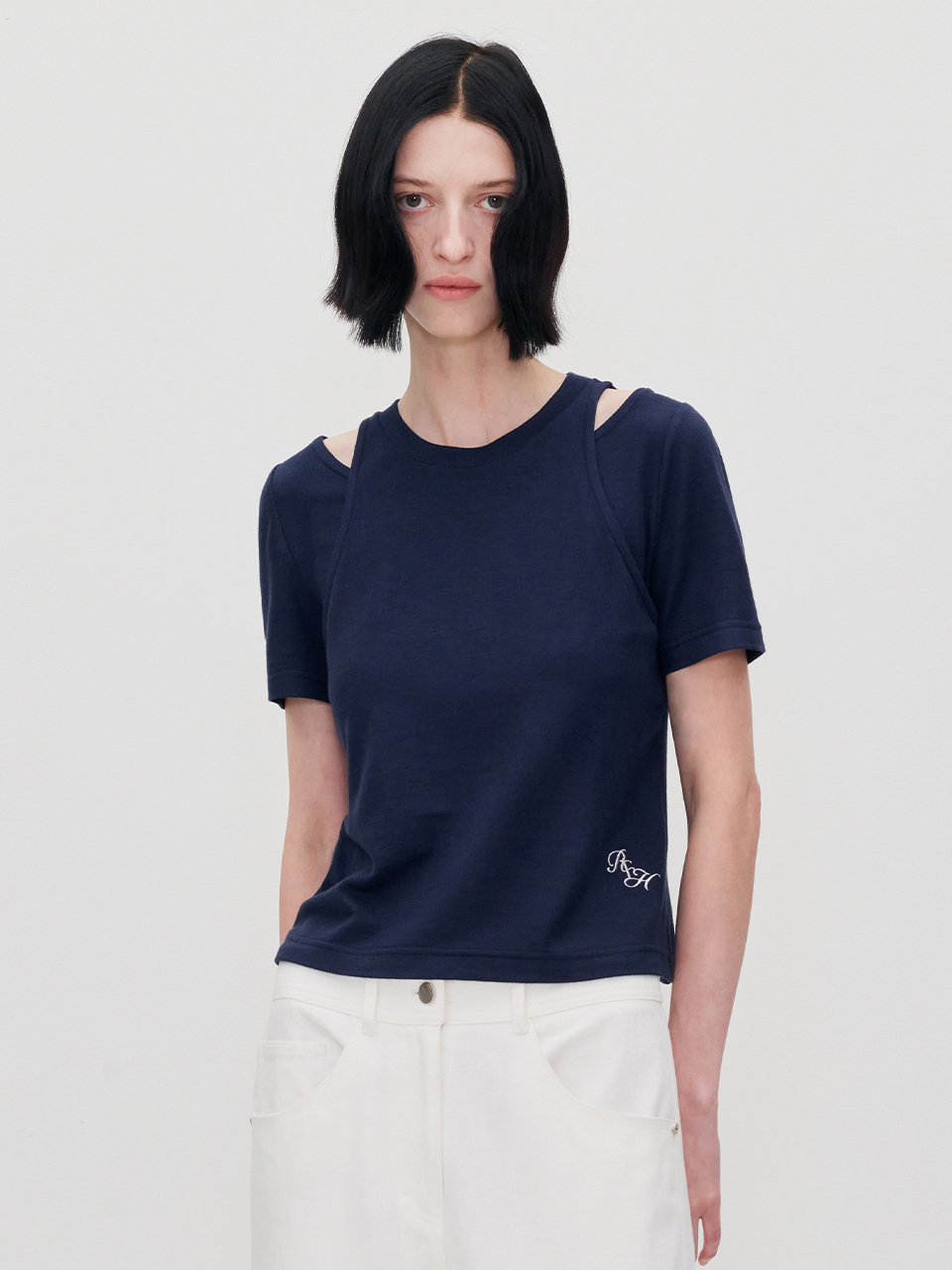RE RHEE Cutout Detail T-shirt