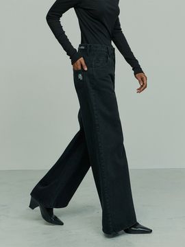RE RHEE Embroidered Denim Jean