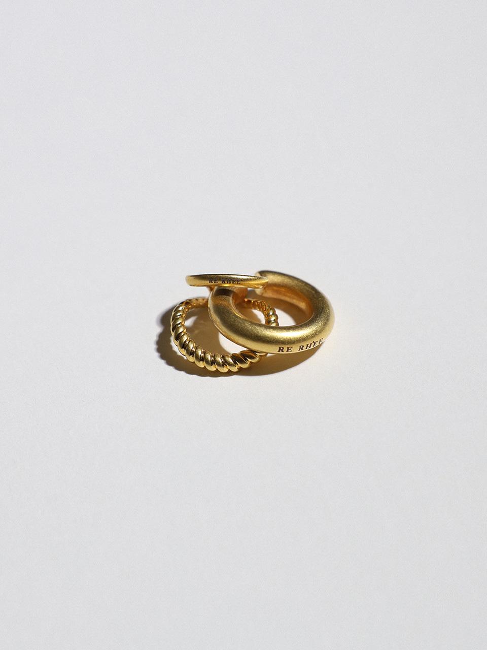 RE RHEE Glossy Finish Twisted / Bold Ear Cuff_Gold