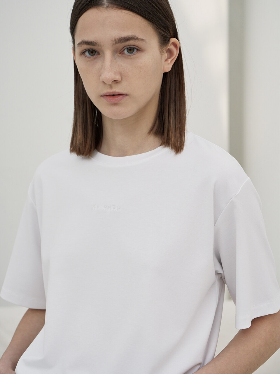 RE RHEE Logo Embroidered Relaxed Fit T-shirt