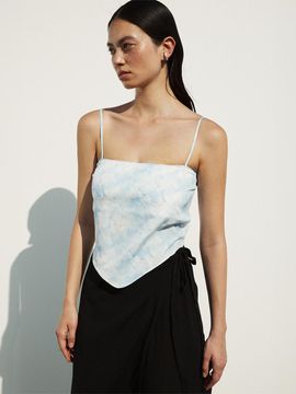 RE RHEE Logo Printed Hankerchief Cami Top