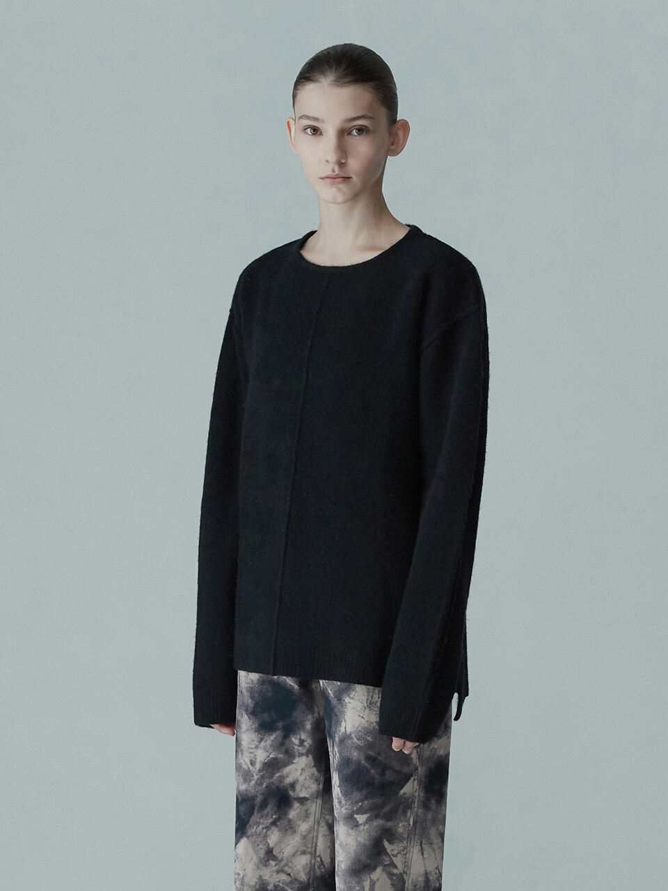 RE RHEE Reversible Super Wash Wool Sweater_Black