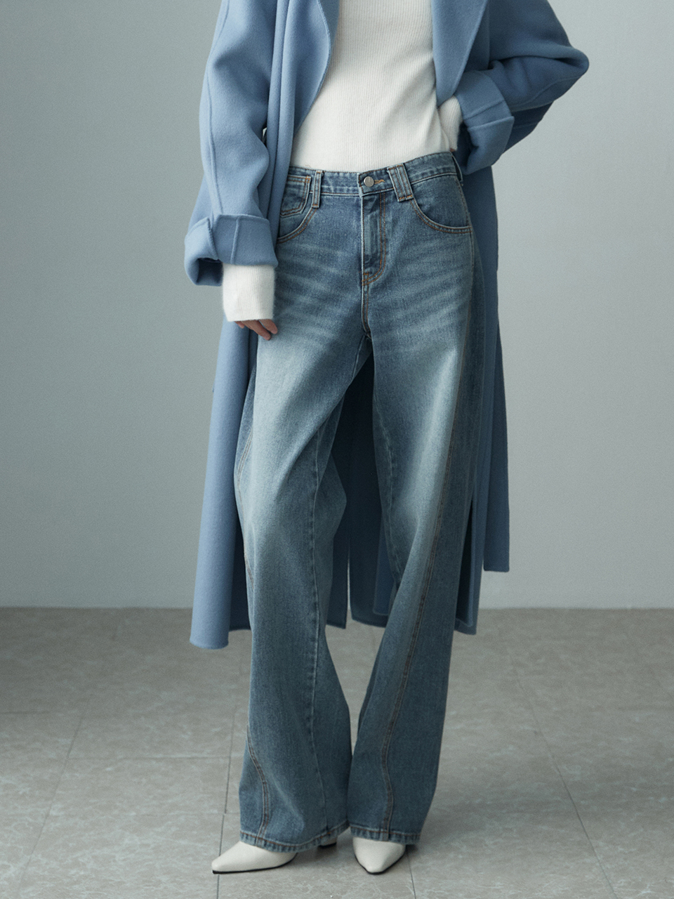 RE RHEE Seam Detail Straight Denim Pants