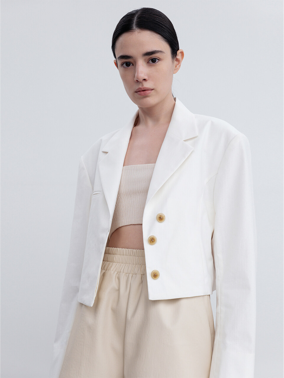 RE RHEE Semi Oversized Cropped Blazer Jacket