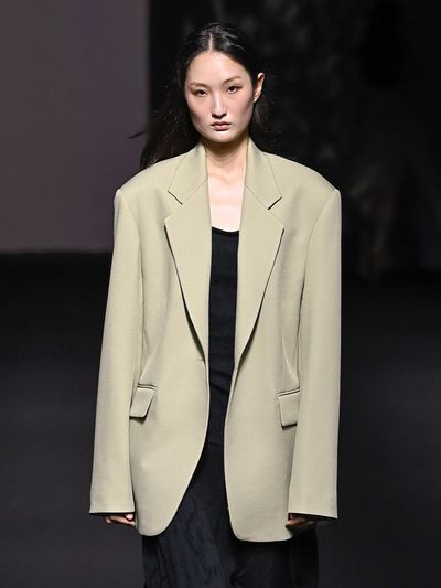 RE RHEE SINGLE-BREASTED OVERSIZED BLAZER [GREEN]
