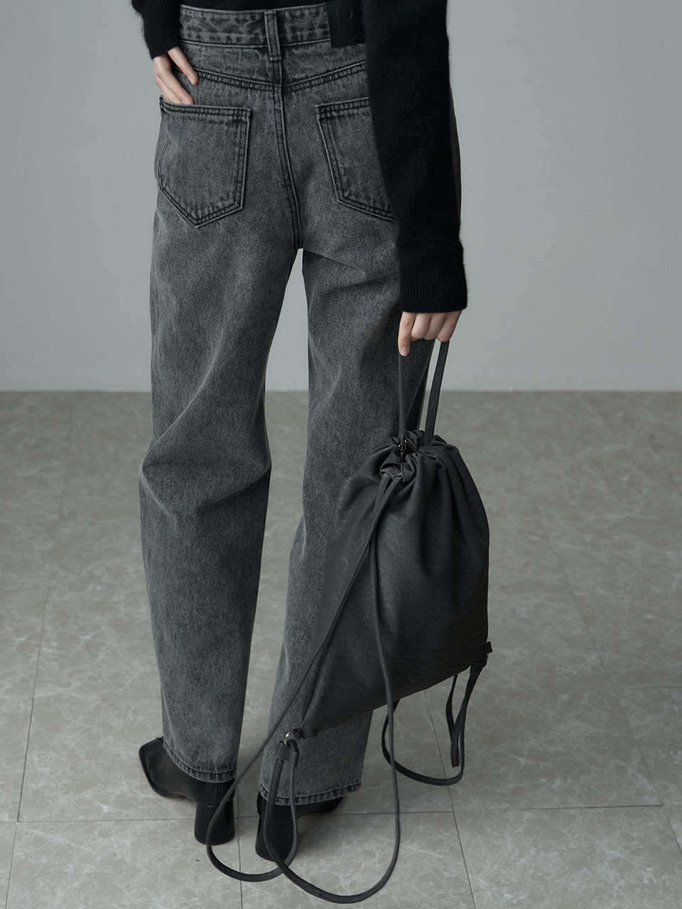 RE RHEE Straight Denim Pants - Stone Black