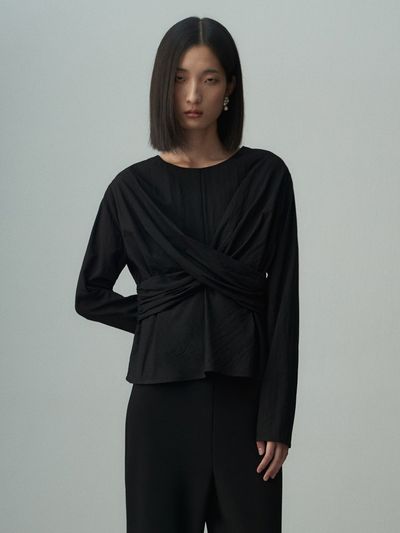 RE RHEE Twisted Drape Blouse_Black