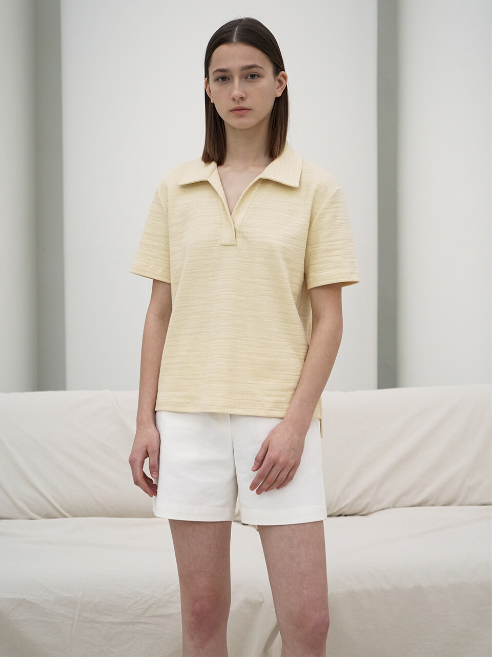 RE RHEE V Neck Collared Cotton Blend T-shirt_Yellow
