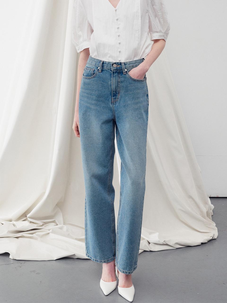 RE RHEE Washed Denim Straight Leg Jeans - Washed Blue