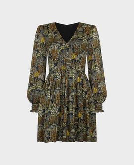 Really Wild Clothing Really Wild Clothing Sienna V-Neck Pleated Dress
