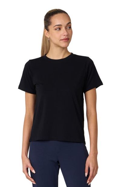 Rebody Active Rebody Active Rebody Essentials Short Sleeve Top