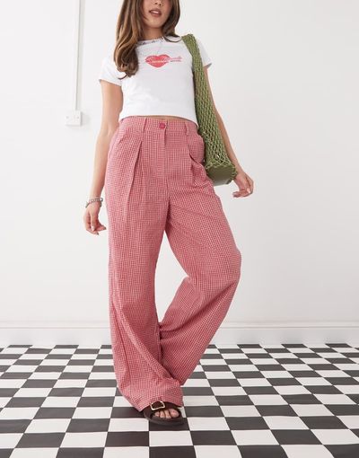 Reclaimed Vintage Reclaimed Vintage baggy tailored linen look pants in red gingham-Multi