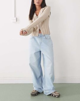 Reclaimed Vintage Reclaimed Vintage baggy wide leg denim jeans in light-blue wash