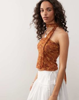 Reclaimed Vintage Reclaimed Vintage bandeau top with scarf in tropical floral print-Multi