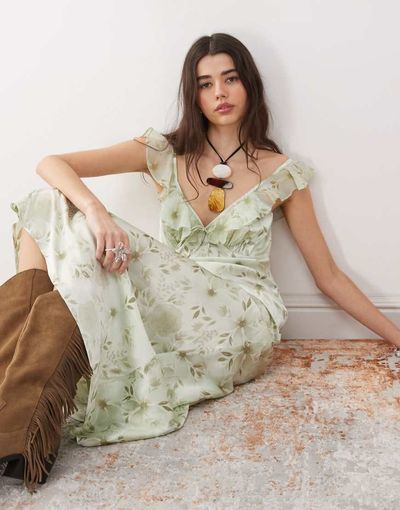 Reclaimed Vintage Reclaimed Vintage cami maxi dress with flutter sleeves in green floral print-Multi