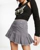 Reclaimed Vintage Reclaimed Vintage cargo kilted mini skirt in charcoal-Gray - 4