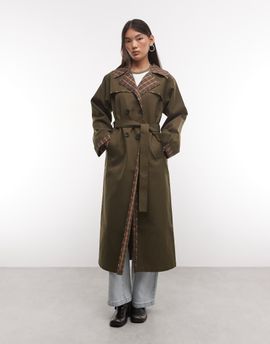Reclaimed Vintage Reclaimed Vintage check lined trench coat with belt in khaki-Green
