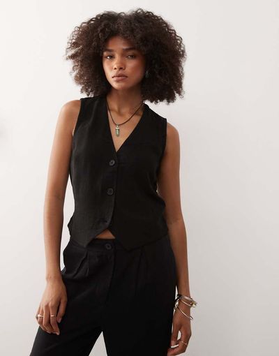 Reclaimed Vintage Reclaimed Vintage linen blend vest in black